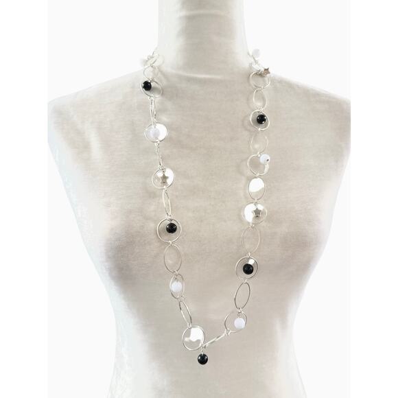 SO NWT Long Black and White Stars Necklace 34” - Picture 4 of 5